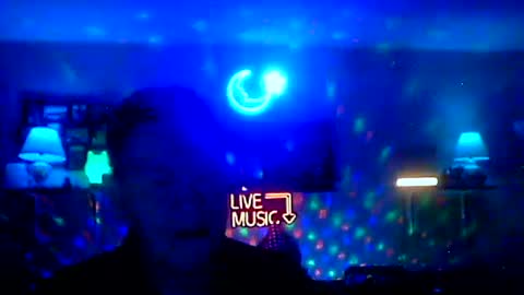 Snapshot of tkthedj chatting on 02-03-26, 12:09 TK online show from 02-03-26, 12:09