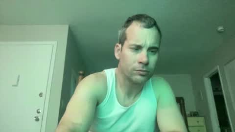 Snapshot of tleigh24 chatting on 12-27-24, 12:18 tleigh24 online show from 12-27-24, 12:18