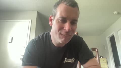 Snapshot of tleigh24 chatting on 02-15-25, 05:50 tleigh24 online show from 02-15-25, 05:50