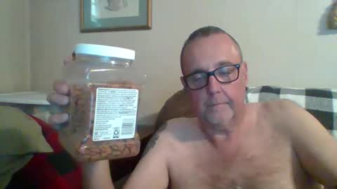 Vols online show from 10-22-25, 09:36