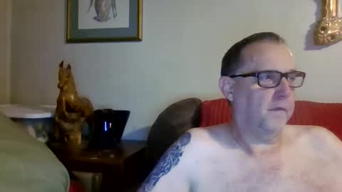 Vols online show from 04-25-26, 12:35