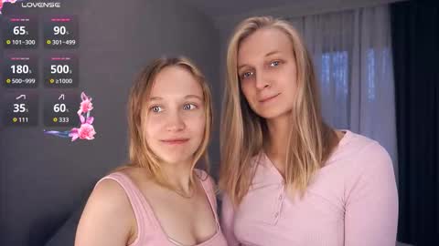 Snapshot of tobicovitt chatting on 09-17-25, 06:48 Mary online show from 09-17-25, 06:48