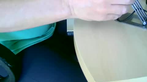 Snapshot of tobikoyuzu chatting on 01-02-25, 12:57 Tobiko online show from 01-02-25, 12:57