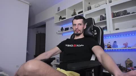 Snapshot of toddclaytonn chatting on 02-25-25, 10:15 Todd online show from 02-25-25, 10:15