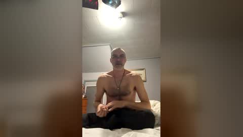 Snapshot of toddpascoe77 chatting on 04-23-26, 06:47 toddpascoe77 online show from 04-23-26, 06:47
