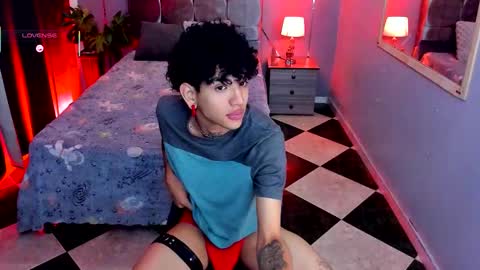 Snapshot of todoroki_g chatting on 10-11-25, 11:53 todoroki_g online show from 10-11-25, 11:53