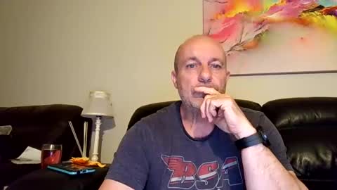 Snapshot of toerag69 chatting on 10-08-25, 06:49 toerag69 online show from 10-08-25, 06:49