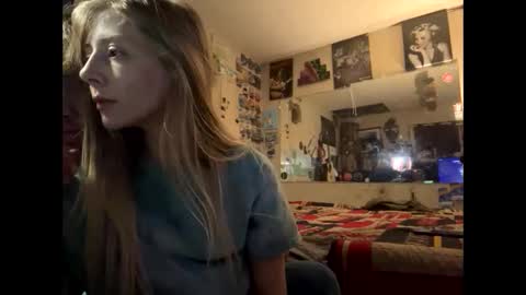 Snapshot of tohottohandletocoldtohold chatting on 02-25-26, 04:55 tohottohandletocoldtohold online show from 02-25-26, 04:55