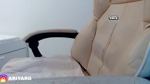 Arina online show from 07-28-26, 12:40