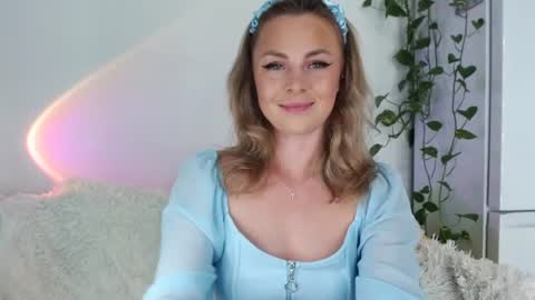 Snapshot of tokens_are_sexy chatting on 06-18-26, 09:52 tokens_are_sexy online show from 06-18-26, 09:52