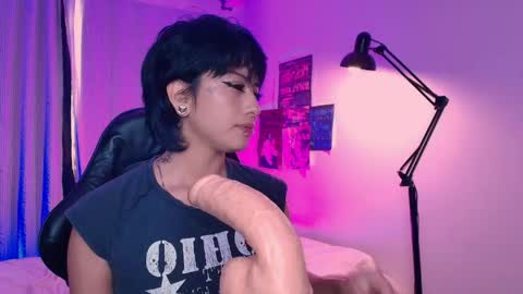  Halsey  Sofii  online show from 04-15-26, 07:58