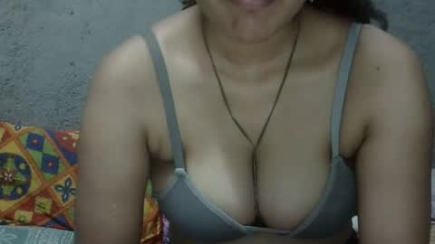 Snapshot of tokyo_indian chatting on 04-17-26, 07:00 Tokyo online show from 04-17-26, 07:00