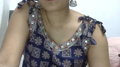 Snapshot of tokyo_indian chatting on 05-19-26, 06:25 Tokyo online show from 05-19-26, 06:25