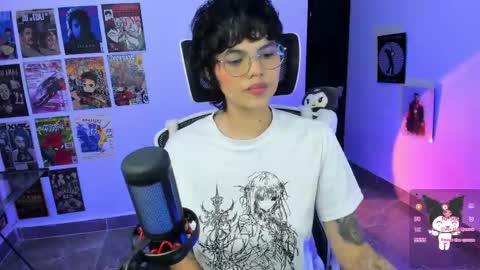 Snapshot of tokyo_uwu chatting on 04-18-26, 05:44 sofi 3 online show from 04-18-26, 05:44