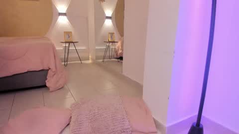 Tokyo  online show from 11-11-25, 04:56