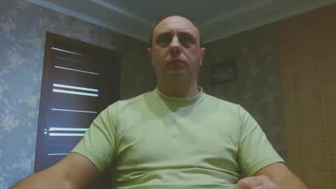 Snapshot of tolianuch chatting on 03-07-25, 10:56 Huligan online show from 03-07-25, 10:56