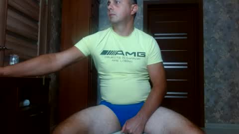 Snapshot of tolianuch chatting on 08-09-26, 10:20 Huligan online show from 08-09-26, 10:20