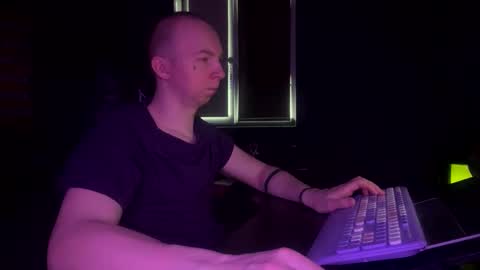 tolyadar online show from 01-20-25, 07:04