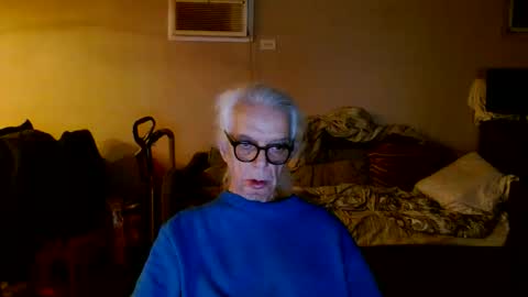 tom112292014 online show from 11-22-25, 02:10