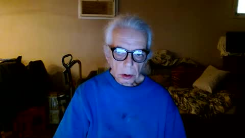 tom112292014 online show from 11-22-25, 04:28