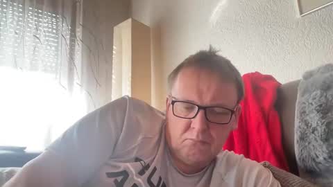 Snapshot of tom6644 chatting on 03-07-25, 10:02 Tom online show from 03-07-25, 10:02