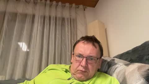 Tom online show from 02-26-26, 05:34