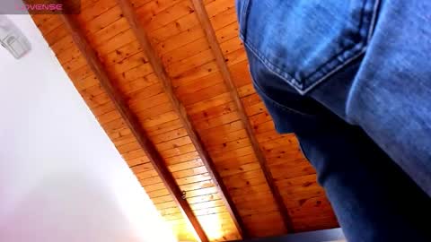   online show from 10-21-25, 12:39