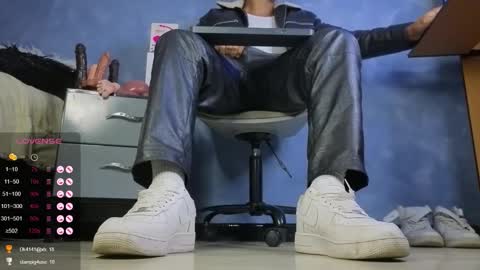 Tom online show from 02-24-26, 02:26