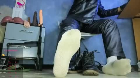 Tom online show from 04-19-26, 02:33