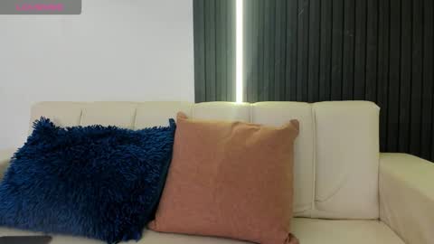 Tom muscle1 online show from 10-04-25, 11:52