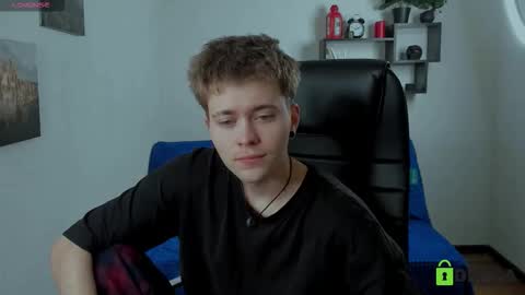 tomas_norton online show from 12-17-25, 03:18