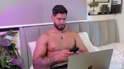 Snapshot of tomasferrer chatting on 06-10-26, 11:35 Tomas Ferrer online show from 06-10-26, 11:35