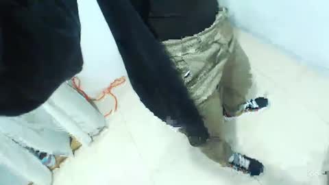 Blue online show from 12-21-24, 01:04