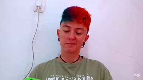 Blue online show from 02-08-25, 04:57