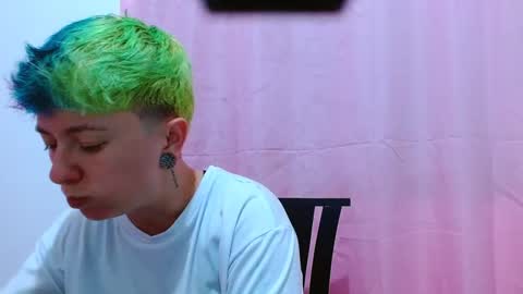 Blue online show from 09-17-25, 01:40