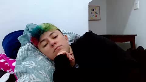 Blue online show from 10-08-25, 02:04