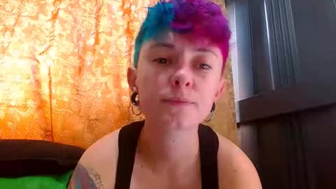 Snapshot of tomboyblue chatting on 05-23-26, 04:44 Blue online show from 05-23-26, 04:44