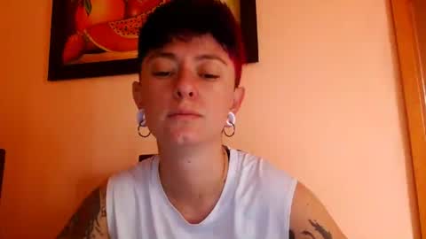 Snapshot of tomboyblue chatting on 06-19-26, 03:16 Blue online show from 06-19-26, 03:16