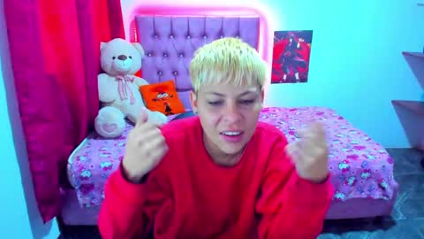 Snapshot of tomboygirl69 chatting on 12-15-24, 03:31 tomboygirl69 online show from 12-15-24, 03:31