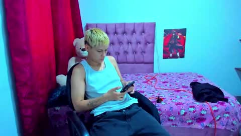 Snapshot of tomboygirl69 chatting on 12-28-24, 06:18 tomboygirl69 online show from 12-28-24, 06:18