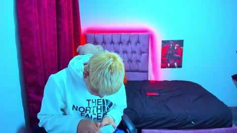 Snapshot of tomboygirl69 chatting on 01-25-25, 09:35 tomboygirl69 online show from 01-25-25, 09:35