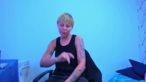 tomboygirl69 online show from 06-10-26, 05:34