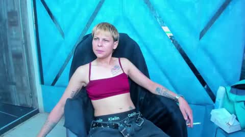 tomboygirl69 online show from 07-11-26, 09:38