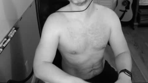 Snapshot of tombrockmoen2 chatting on 12-21-24, 06:09 tombrockmoen2 online show from 12-21-24, 06:09