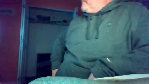 Snapshot of tomcat4848 chatting on 09-28-25, 11:21 tomcat4848 online show from 09-28-25, 11:21