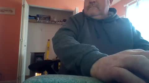 Snapshot of tomcat4848 chatting on 11-24-25, 05:34 tomcat4848 online show from 11-24-25, 05:34