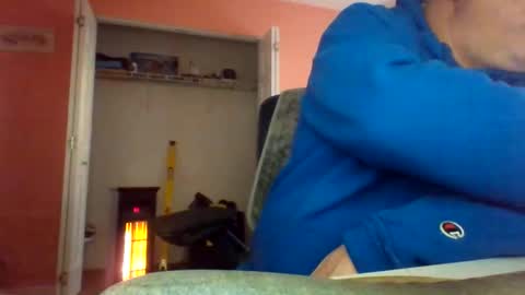 Snapshot of tomcat4848 chatting on 01-11-26, 01:38 tomcat4848 online show from 01-11-26, 01:38