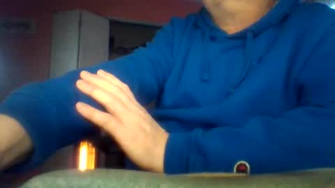 Snapshot of tomcat4848 chatting on 05-07-26, 09:47 tomcat4848 online show from 05-07-26, 09:47