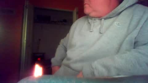 Snapshot of tomcat4848 chatting on 05-12-26, 06:43 tomcat4848 online show from 05-12-26, 06:43