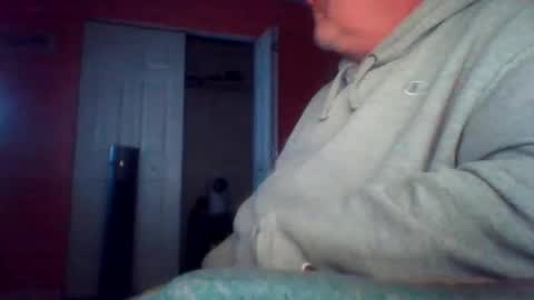 Snapshot of tomcat4848 chatting on 05-19-26, 01:56 tomcat4848 online show from 05-19-26, 01:56